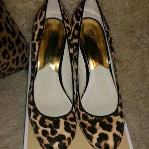 COPY - Michael Kors Ionna Pump Printed Haircalf